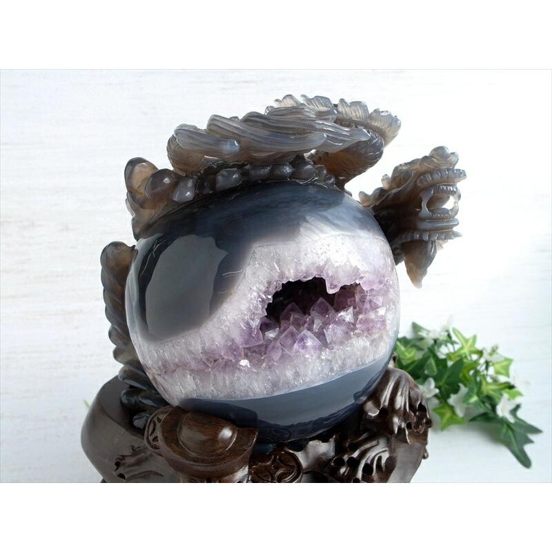 至高の龍神彫刻 笑口瑪瑙 玉持ち龍神 龍彫刻置物 重さ6948g 高さ280mm