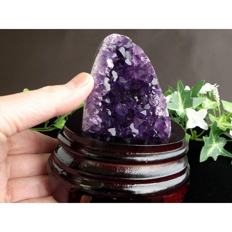 濃い紫 5A アメジスト クラスター スタンドタイプ 高さ100mm 重さ385g