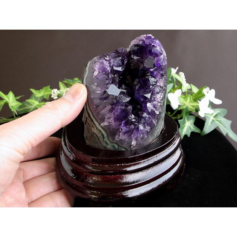 濃い紫 5A アメジスト クラスター スタンドタイプ 高さ120mm 重さ685g