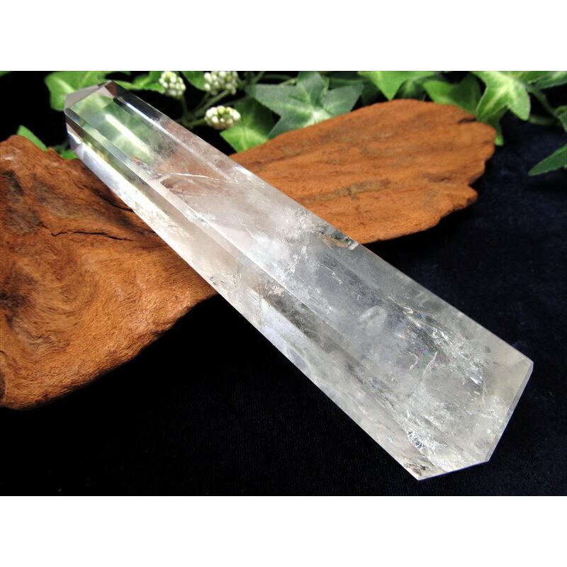 虹入り 天然水晶 オベリスク 高さ約119mm 重さ約126g 古代エジプト太陽神の象徴 偉業の象徴 インテリアや空間の浄化など 一点もの ブラジル産 パワーストーン | 開運 | 04