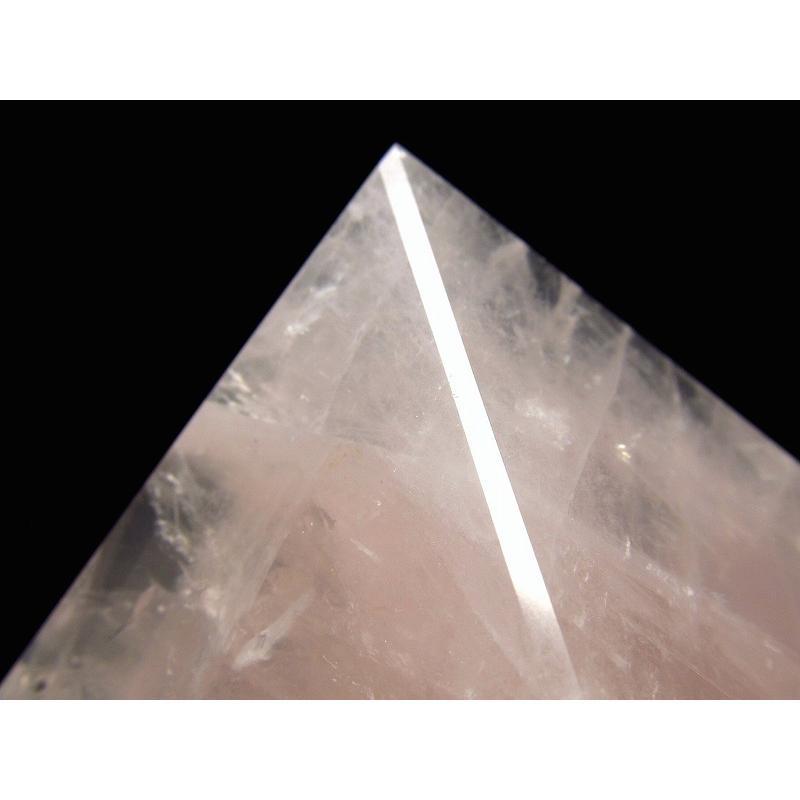 透明ピンク ローズクォーツ ピラミッド 高さ42mm 重さ148g 置物 天然石 パワーストーン 愛とやさしさの象徴 一点もの 紅水晶  :ok-66728-s-g:ComRoseパワーストーン・天然石専門店 - 通販 - Yahoo!ショッピング