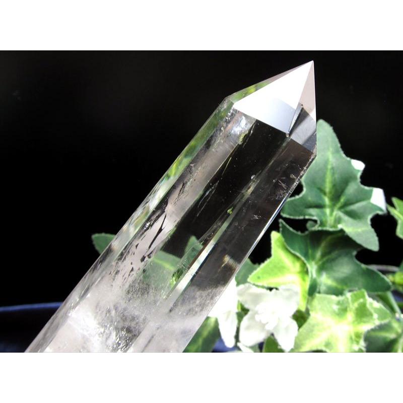 虹入り 透明水晶 ポイント 専用木製台座付 高さ149mm 重さ224g 純粋と