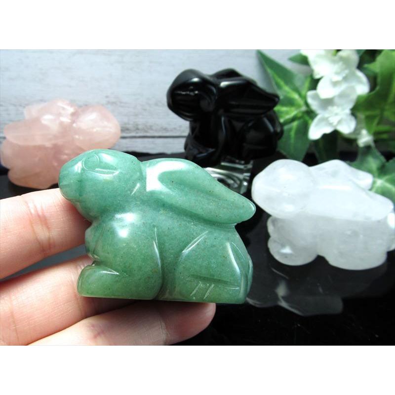 天然石水晶の兎ちゃん置物彫物NO.041417