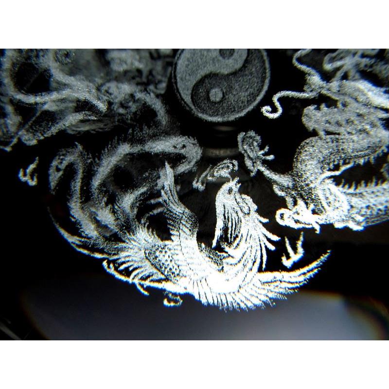 青龍 白虎 朱雀 玄武 四神 人工水晶 丸玉 直径約80mm レーザー彫刻