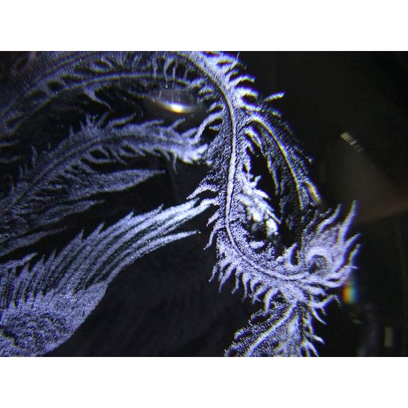 夫婦円満 鳳凰 人工水晶 丸玉 直径約80mm レーザー彫刻 幻想的に浮かび