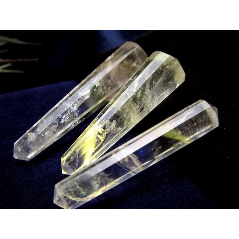 神秘的な蛍光発光 パウエライトファントムアメジスト ヴォーゲルワンド 3個セット 総重量約16.6g 生命力を増幅する特別な幾何学形状 | ブランド登録なし | 04