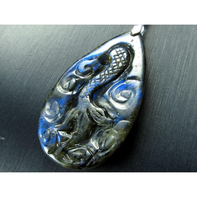 ドラゴン（ラブラドライト1）