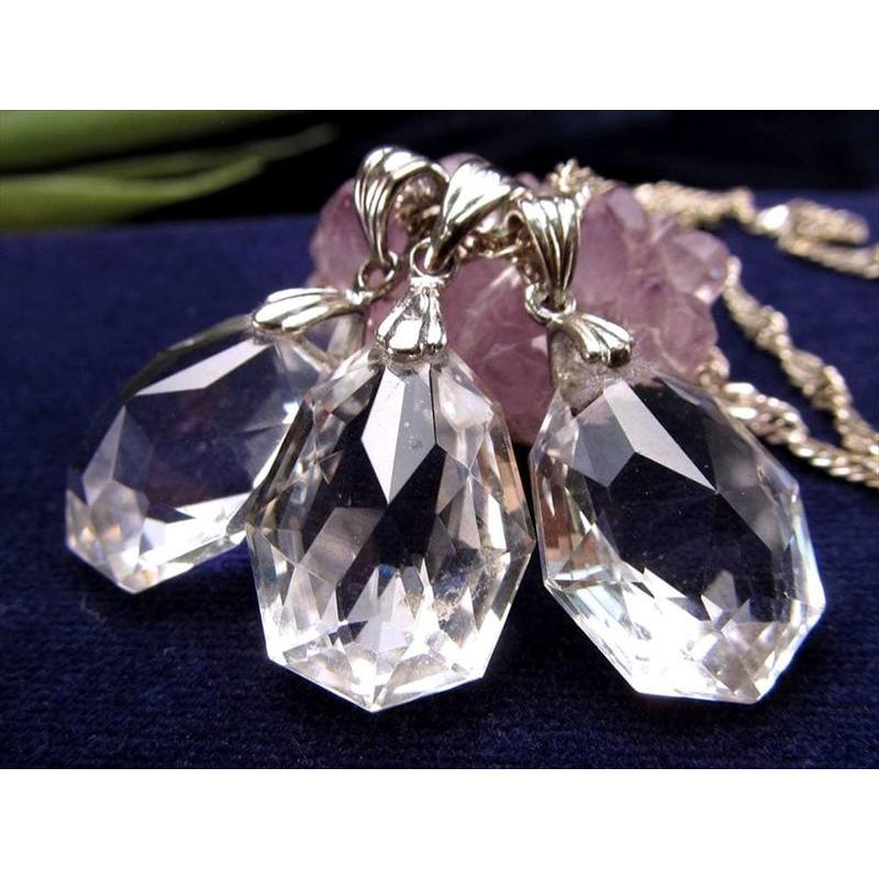 水晶 ネックレス キラキラカットペンダントトップ 石サイズ縦約20mm