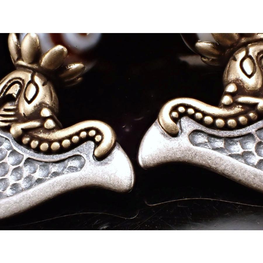 超珍品激レア‼︎ 彫刻特殊　二眼天珠　最強の魔除け 超珍品激レア‼︎ 彫刻特殊 二眼天珠 最強の魔除け