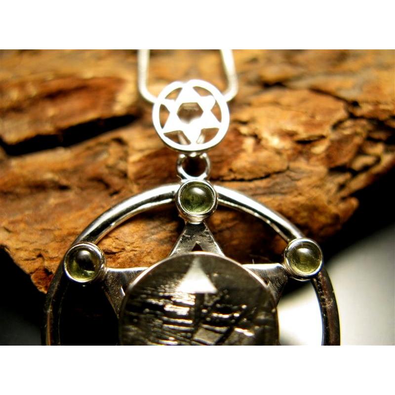 モルダバイト メテオライト ハーキマーダイヤモンド シルバー925 ペンダント メテオライト（ムオニナルスタ隕石 産地・スウェーデン