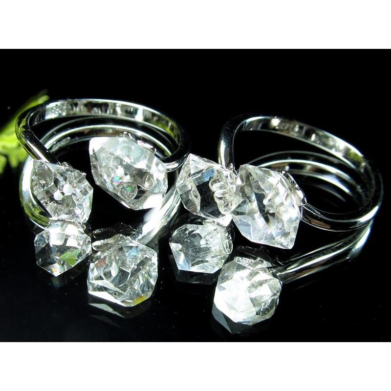 ハーキマーダイアモンド結晶原石 リング ダブルタイプ フリーサイズ 11号〜 結晶サイズ縦約6-8mm前後 サイズ調整可 大人気のニューヨーク産水晶 Silver925