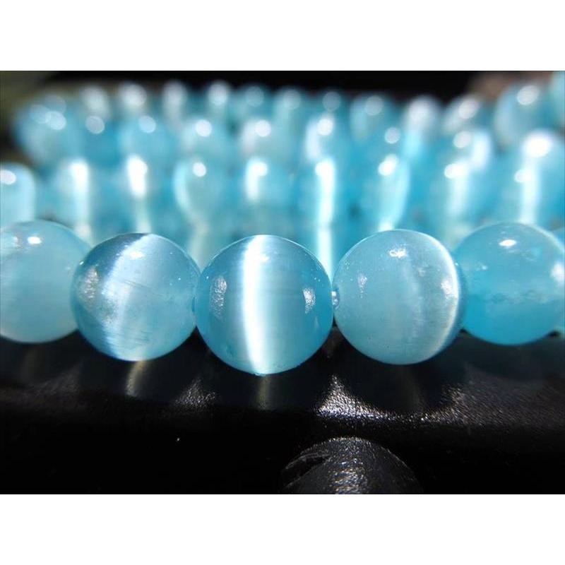 抜群のキャッツアイ効果 約8.5mm珠 ターコイズブルーカラー キャッツ