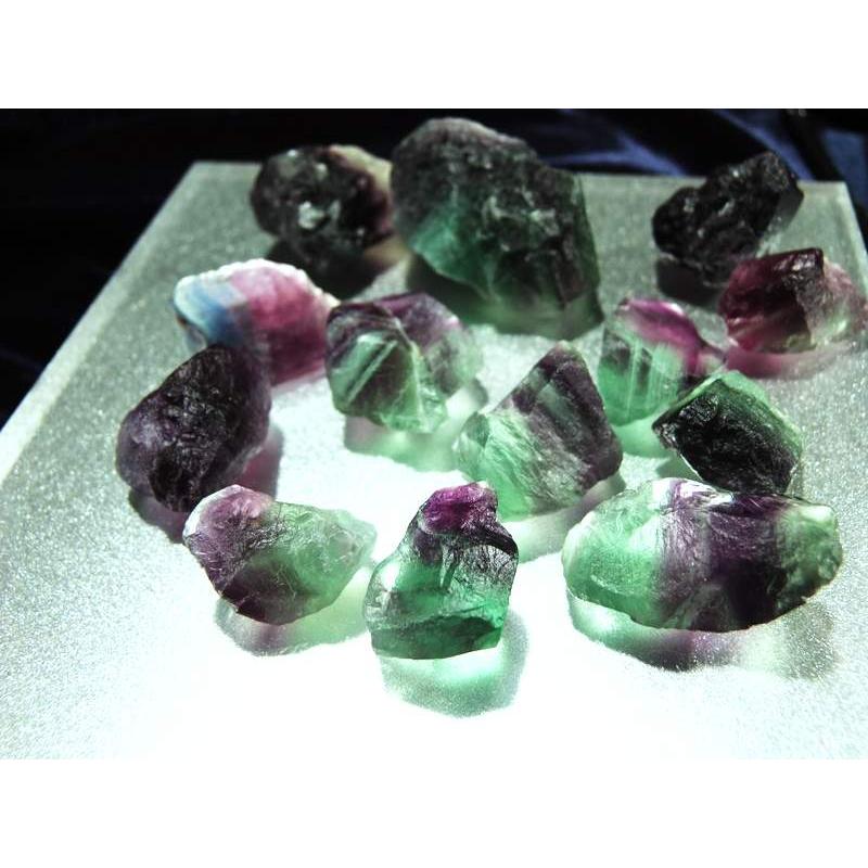 綺麗な透明感】グリーンとパープルのバイカラー フローライト16mm