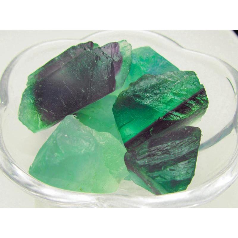 高品質　ハイクオリティ　グリーンフローライト　天然石　スタンド付き 高品質ハイクオリティグリーンフローライト天然石スタンド付き