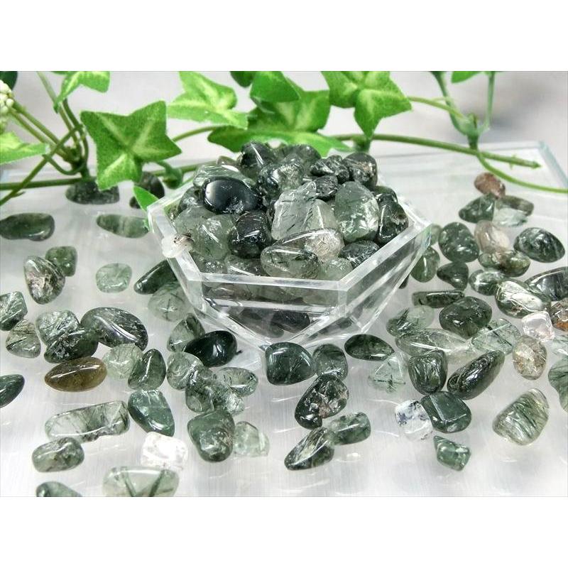 高品質モスグリーン グリーンルチルクォーツ さざれ石 200g 約6ミリ-25