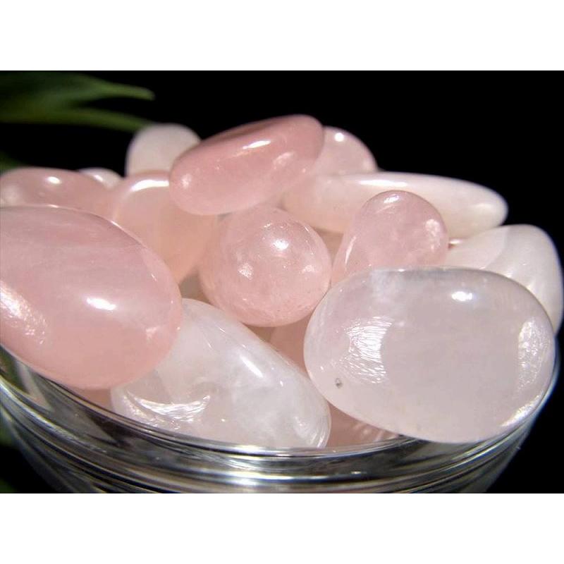 ローズクォーツ超大玉　希少な色合い他になし　ピンクと紫　キラキラ虹入り　愛と美 ローズクォーツ超大玉 希少な色合い他になし ピンクと紫