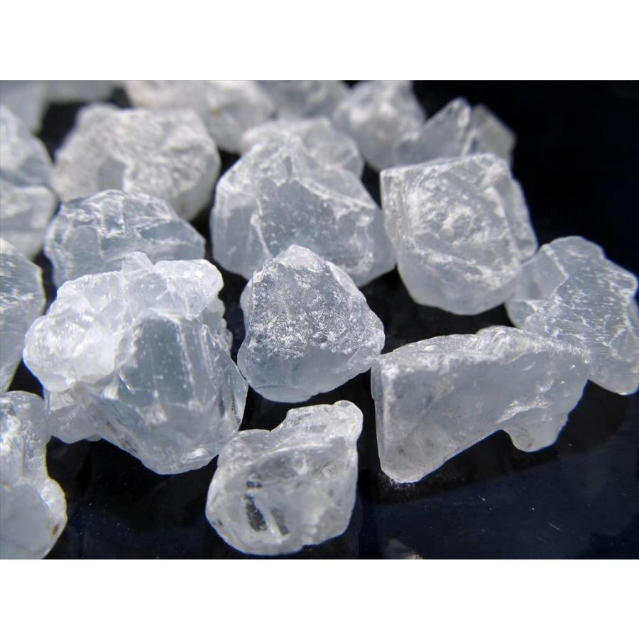 ★特選一石★天使の石♡【200gセレスタイト『天青石』結晶原石さざれ】❤️ セレスタイト(天青石)結晶原石 さざれ石 200グラム 粒の大きさ