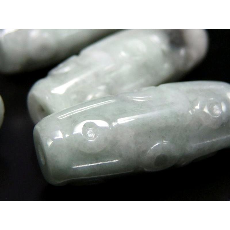 成功と繁栄の象徴 グリーンジェイド 翡翠 九眼天珠 1個売り 長さ約31mm-35mm 立身出世・願望実現・合格祈願・必勝祈願 伝統的な天然石 ミャンマー産 | ブランド登録なし | 04
