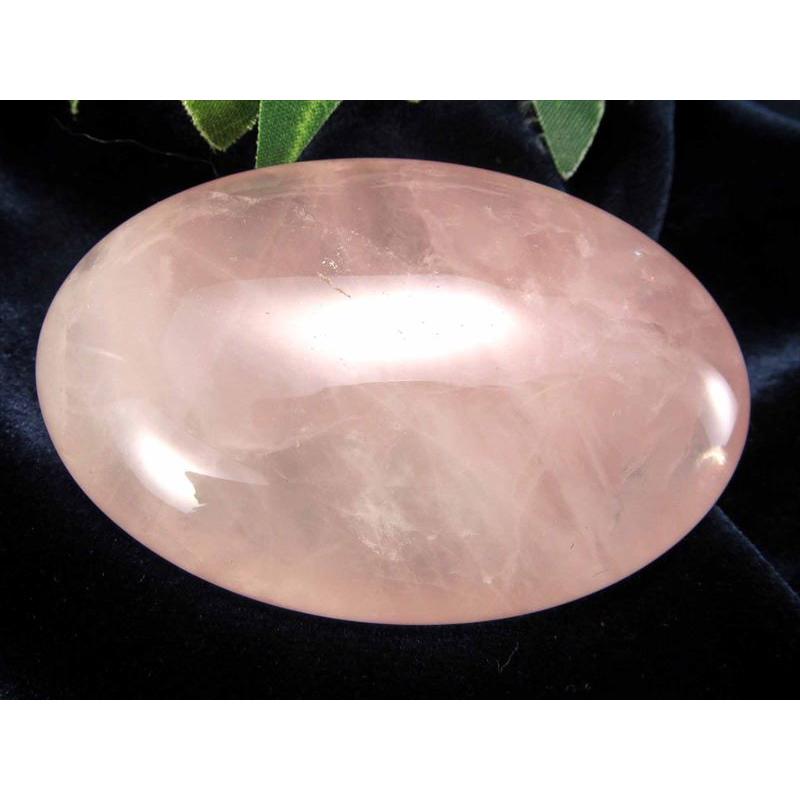 ローズクォーツ ホットストーン 重さ 約65g-80g 大きさ約6cm×4cm