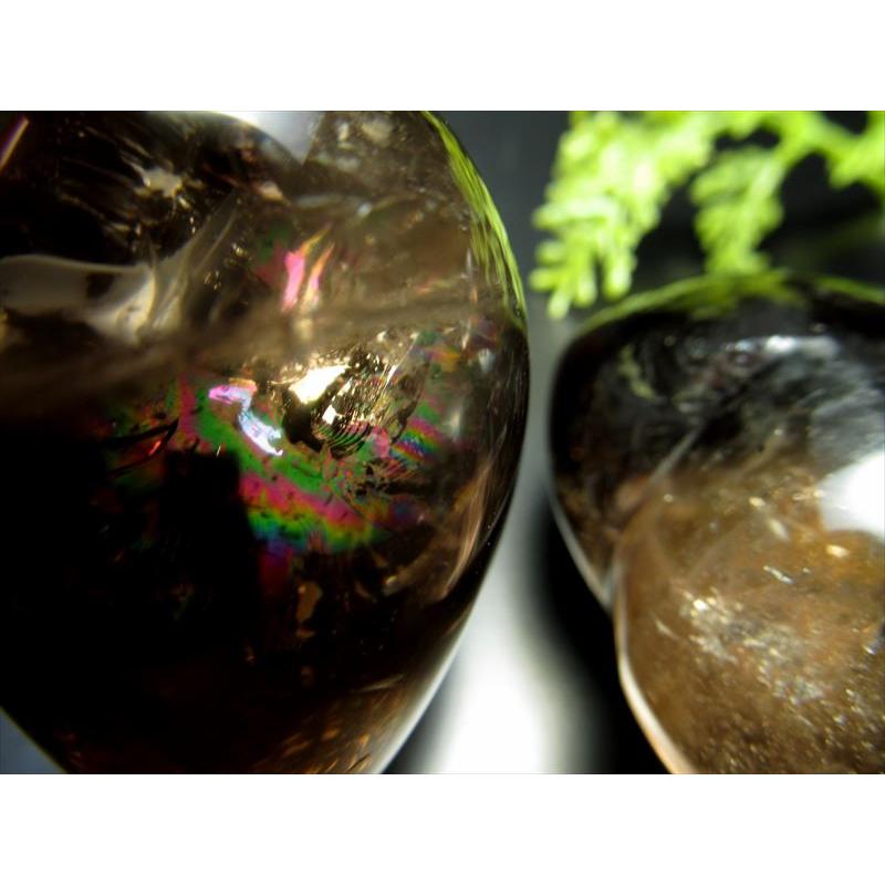 スモーキーガーデンクォーツうさぎ虹ハート手彫り一点物天然石