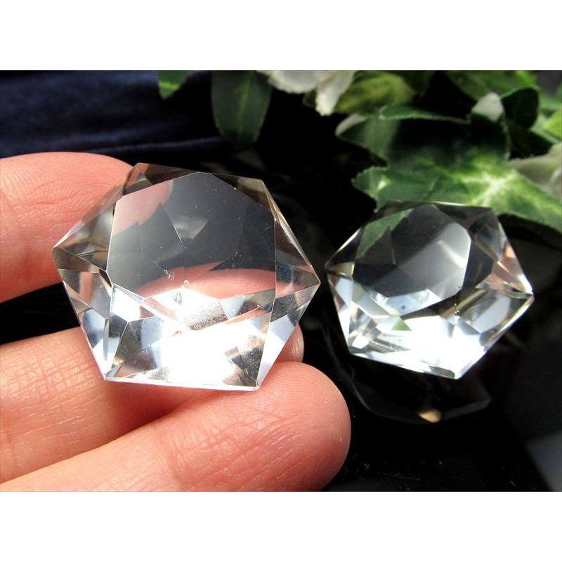水晶 六芒星カット タンブル 最大幅約27mm 1個売り 超透明 すべての 