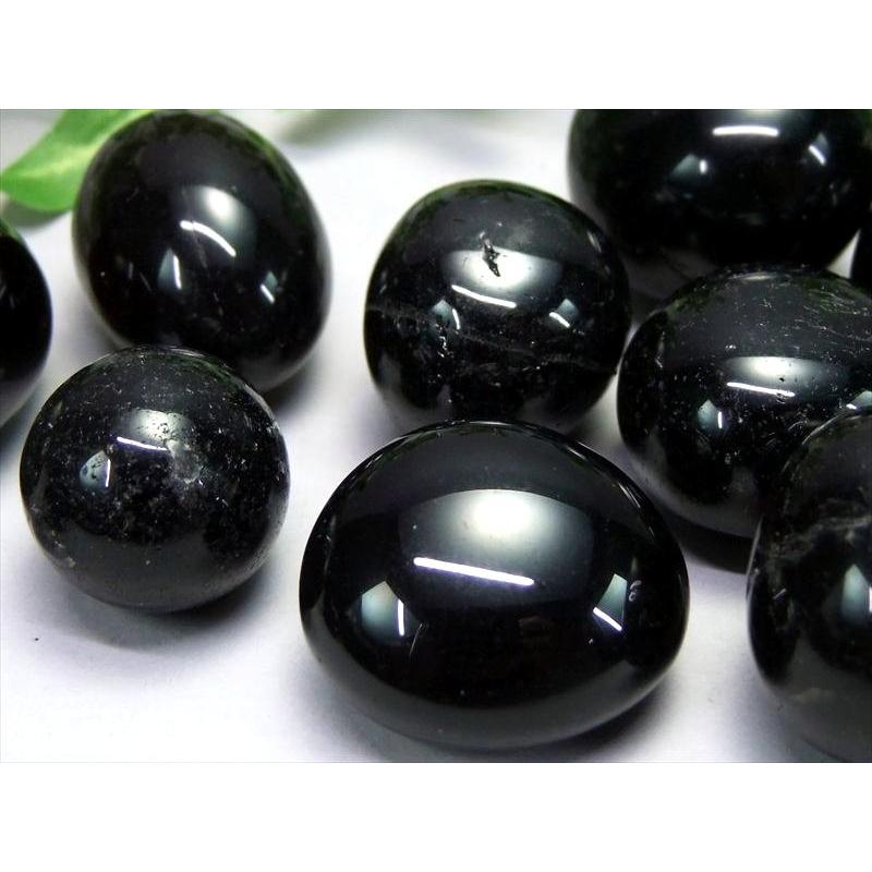 モリオン(黒水晶)タンブル 詰め合わせ 一袋約100g 4個-7個入り 中国 
