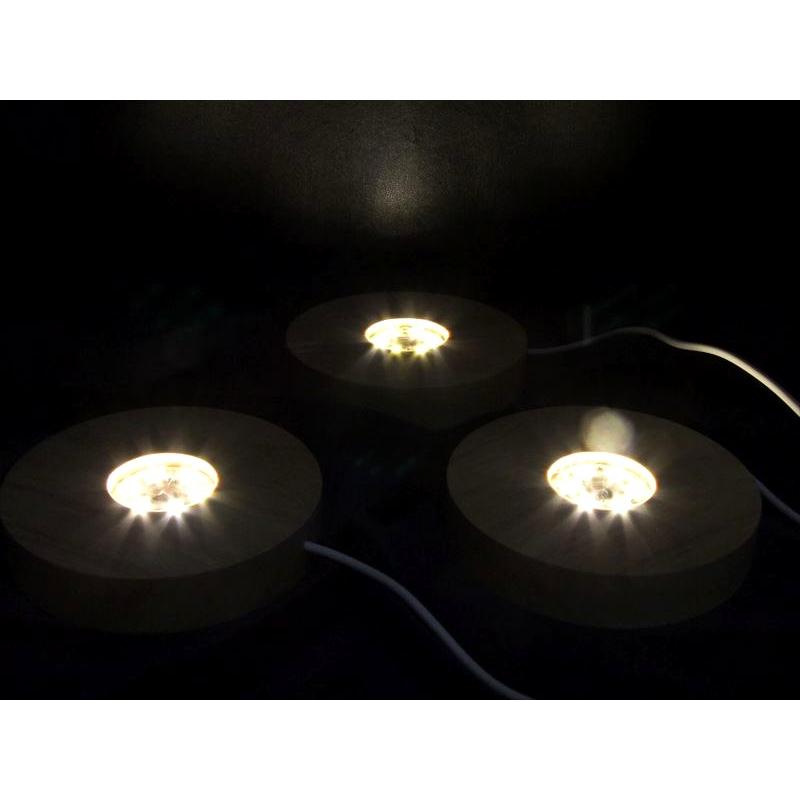 開運 暖色 LED発光の木製台座 透明な天然石のディスプレイに 激安 LED