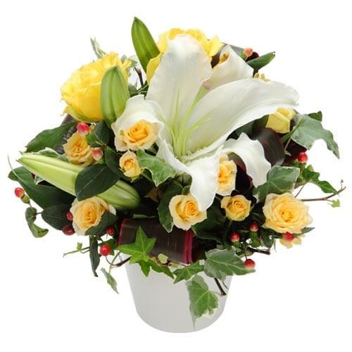 モンソーアレンジ G(グラン) 【イエロー】 お花 フラワーギフト プレゼント おしゃれ 冬ギフト | 