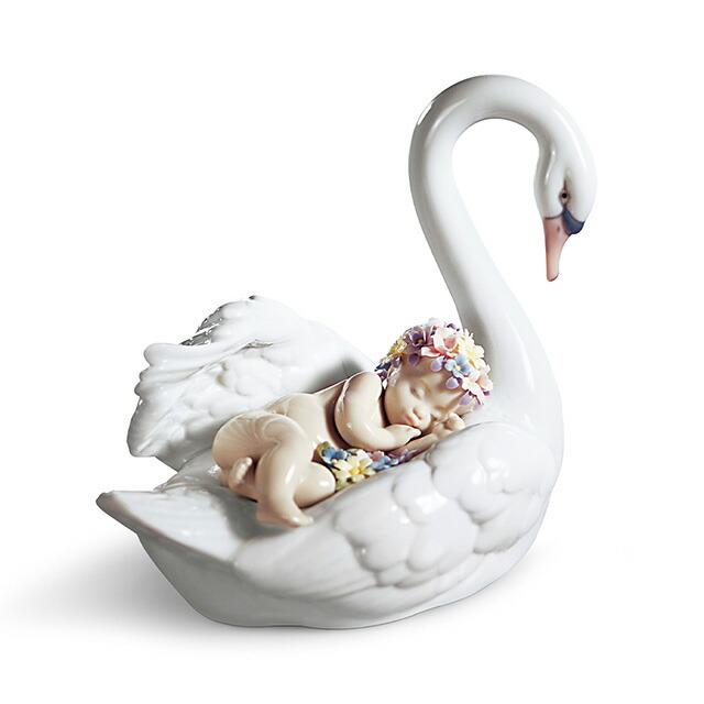 LLADRO（リヤドロ） 夢の国へ A06758 プレゼント ギフト お返し お祝い 出産 結婚 退職 内祝い 新築祝い 引越し祝い 開業祝い 人形 おしゃれ かわいい 置物 | LLADRO
