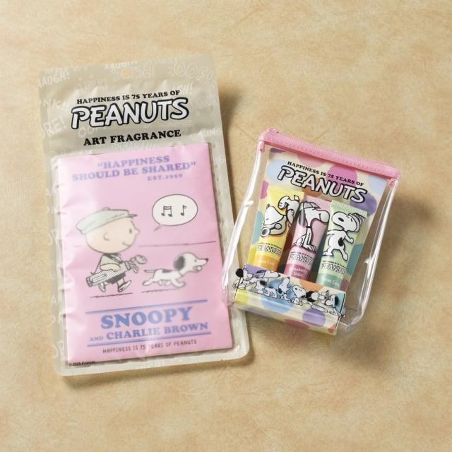 PEANUTS(ピーナッツ)誕生75周年記念デザインアート ギフトセット<コットンキャンディー> フレグランスカード、スタンド/ハンドクリーム | PEANUTS | 01