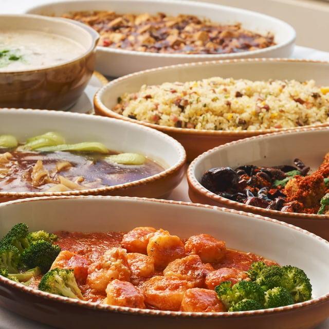 帝国ホテル 東京 「インペリアルバイキング サール ランチ券(ペアチケット)」+帝国ホテル チョコレート セット バレンタイン チョコ ギフト 送料無料 | 帝国ホテル | 01