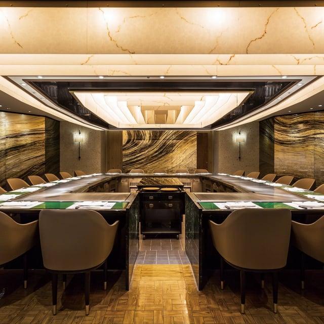 帝国ホテル 東京 フランス料理 「レ セゾン」・鉄板焼 「嘉門」 2店舗から選べるランチ券(ペアチケット)+帝国ホテル チョコレート バレンタイン チョコ ギフト | 帝国ホテル | 01