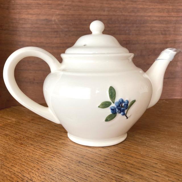 ティーポット ミルティーユ ブルーベリー 茶こし付 ホワイト スタジオM’ 食器 スタジオエム 日本製 陶器 |  | 07