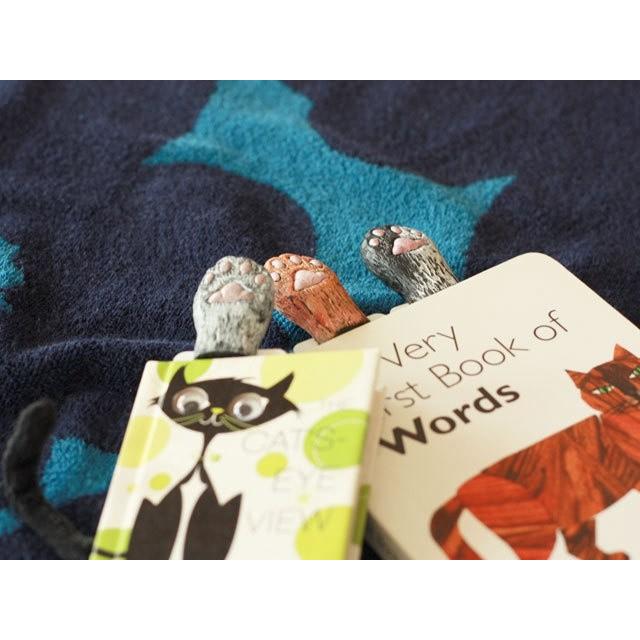 ぷにぷに肉球のねこ足 in the book　アートブックマーカー 可愛い 3色 アートなしおりmy bookmark 雑貨【レターパックプラス便可】 | ブランド登録なし