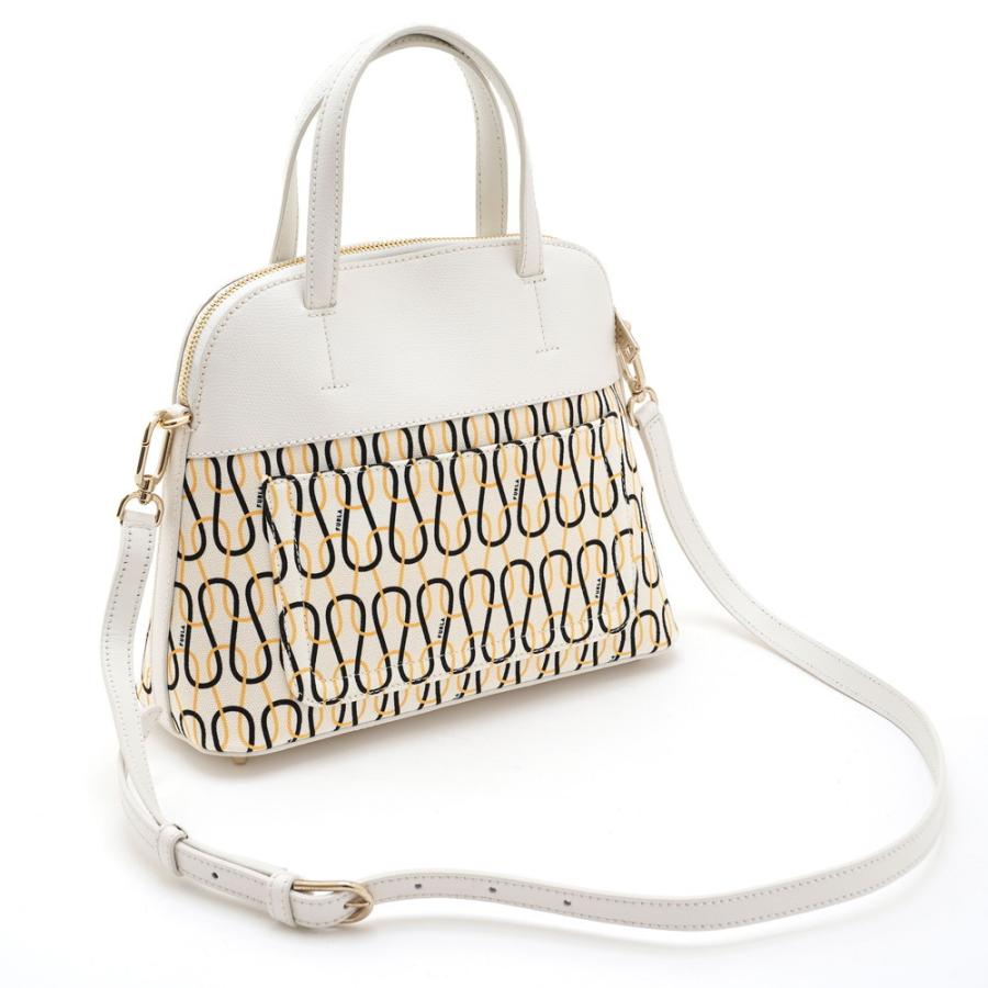 FURLA フルラ ショルダーバッグ／ハンドバッグ ホワイト レディース  