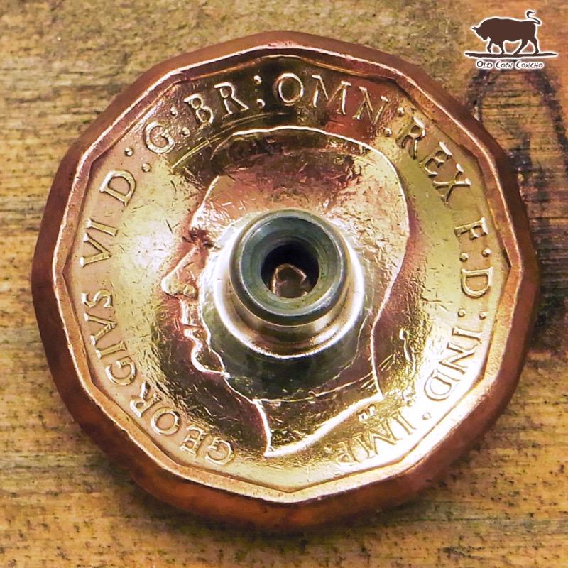 コンチョ　ボタン　本物コイン使用　イギリス　3ペンス　花　アルメリア　直径約21.5mm　sizeb　植物　コインコンチョ　ネジ式コンチョ　パーツ｜concho｜02