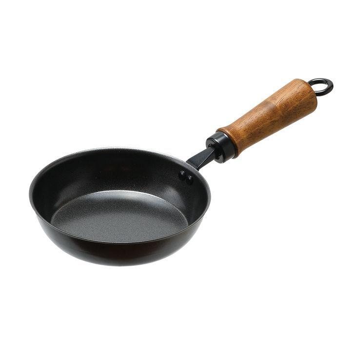 パール金属 プチッと 鉄製フライパン 14cm Hb 5425 キッチン 調理器具 コンパクトサイズ 一人暮らし 鉄フライパン くらしコンシェル 通販 Yahoo ショッピング