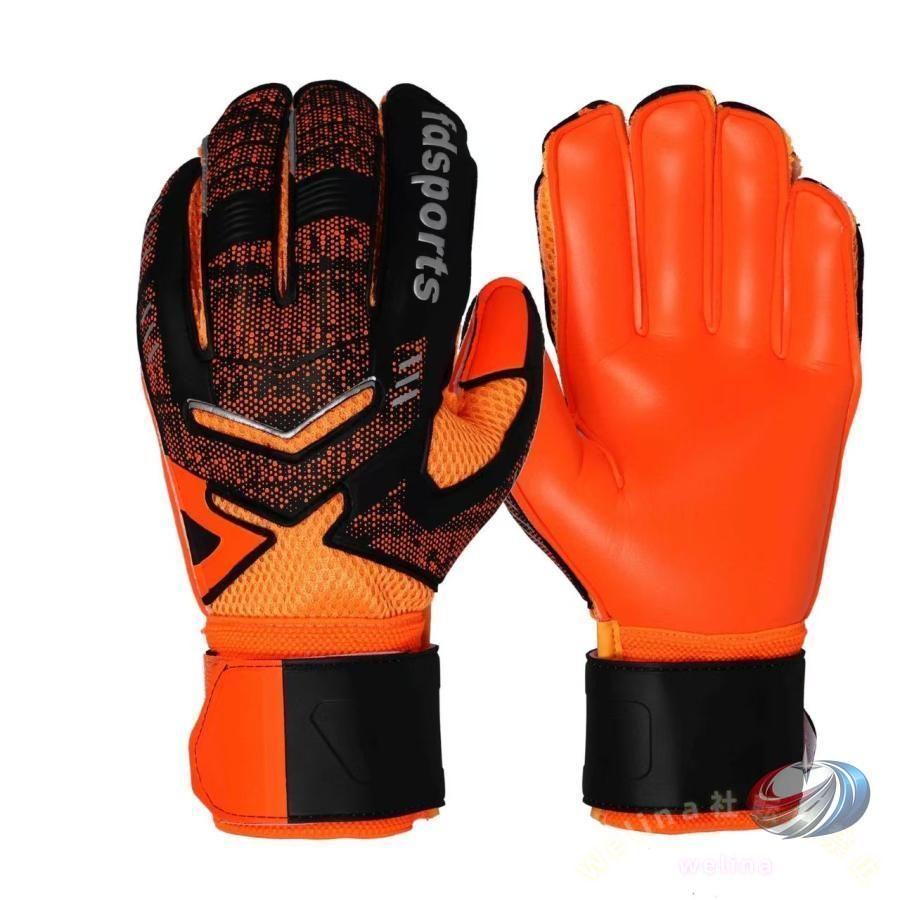 サッカー　トレーニングウェア　シャツ キーパーグローブ　ソックス　14点　新品 キーパーグローブ サッカー ジュニア 練習 試合用 子ども ゾンチー