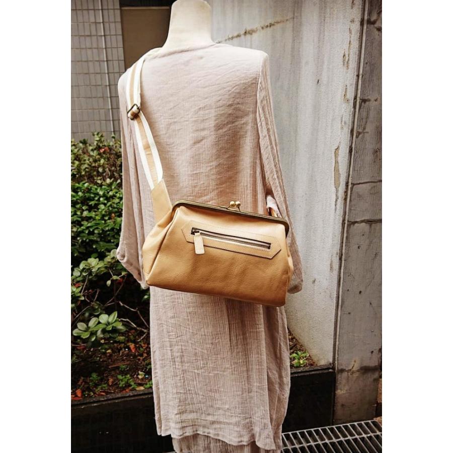 か*☆様 牛革がま口ボディーバッグ　ハンドメイド高級牛革仕様 ハンドメイド 】24cmがま口ボディバッグ本革 牛革 カラーオーダー
