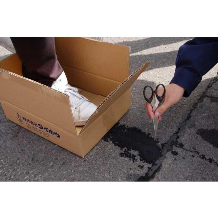 前田道路　DRプレミアムJrひび割れ用　5kg　アスファルトひび割れ補修用（アスファルト補修材） |  | 03