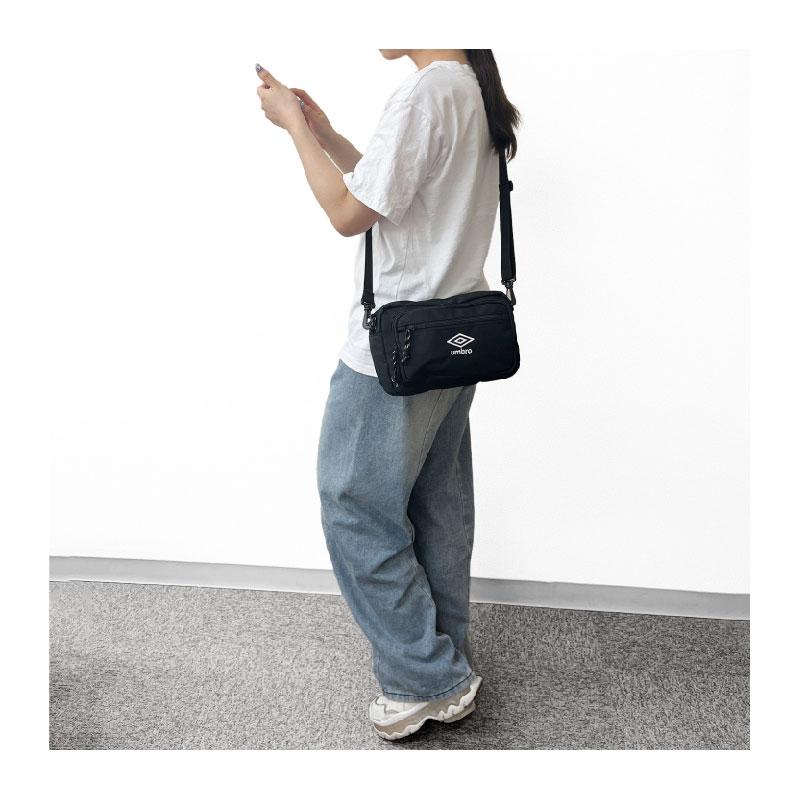umbro（アンブロ） 刺繍ロゴ 2WAY ショルダーバッグ ボーイズ