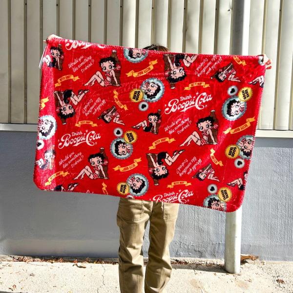 MOONEYES 【3色】ベティちゃん BETTY BOOP FLEECE BLANKET キャンプ 車