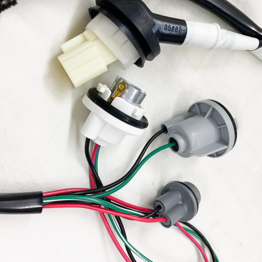 ワゴンR スズキ 純正 パレット MK21S の一部 テール ソケット コード