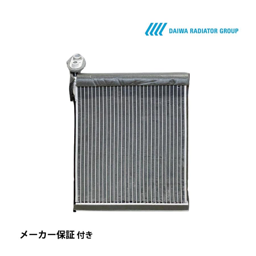 ハイエース　TRH221 ハイエース エバポレーター コア TRH200 TRH216 TRH214 TRH219 TRH221
