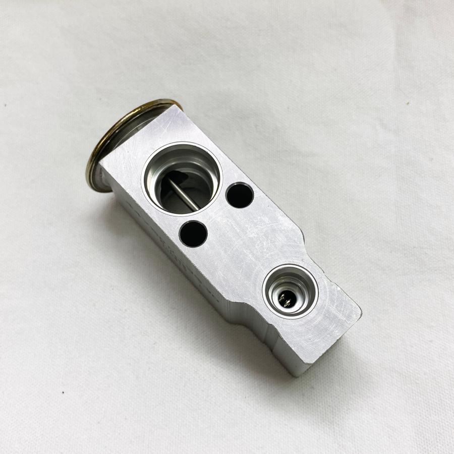 スズキ アルト の一部 純正品番確認 要問合せ エキパン クーラー 