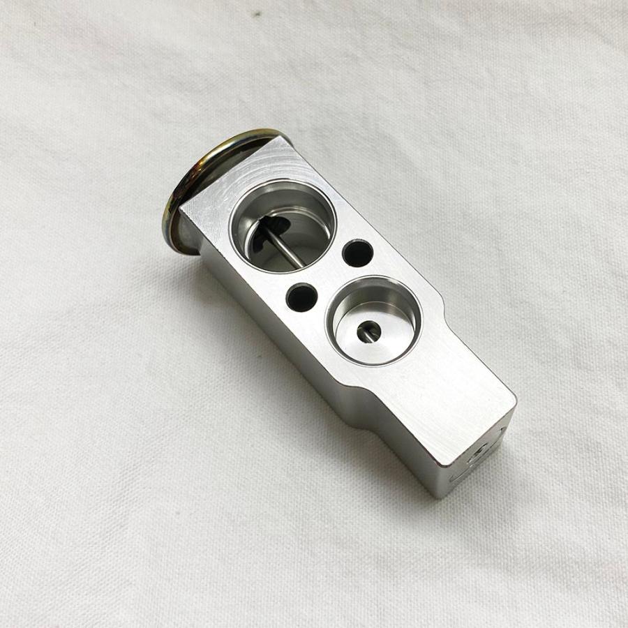 トヨタ（TOYOTA） ハイラックスサーフ KDN215 TRN210 TRN215 VZN210 の