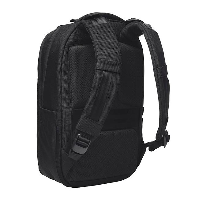 インケース Tracks Backpack バックパック/18L/ブラック メンズ 137242053002 Incase【選べるノベルティ付】の画像