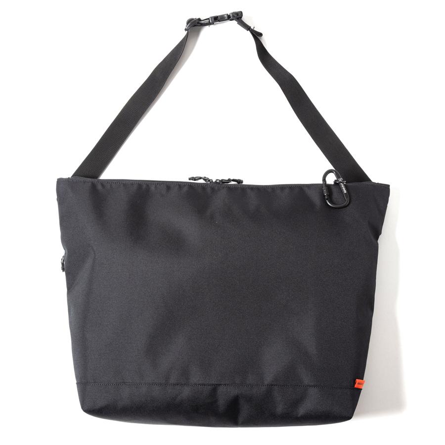 チェイス マキャベリック URBAN MESSENGER BAG メッセンジャーバッグ