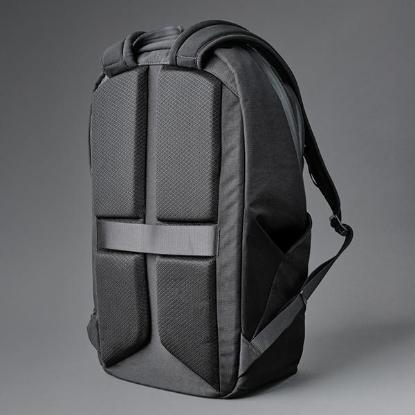 アルパカ BRAVO BACKPACK バックパック/ブラック メンズ 4183 ALPAKA【選べるノベルティ付】の画像