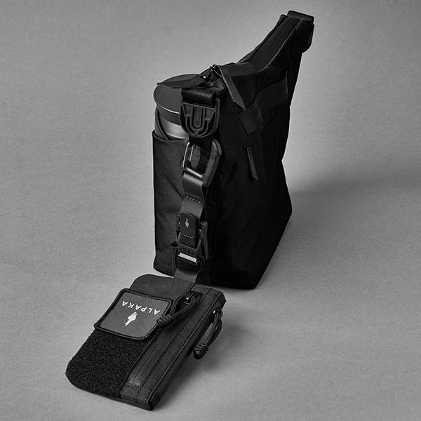 ALPAKA アルパカ FLOW SATCHEL 2L スリングバッグ/ブラック メンズ